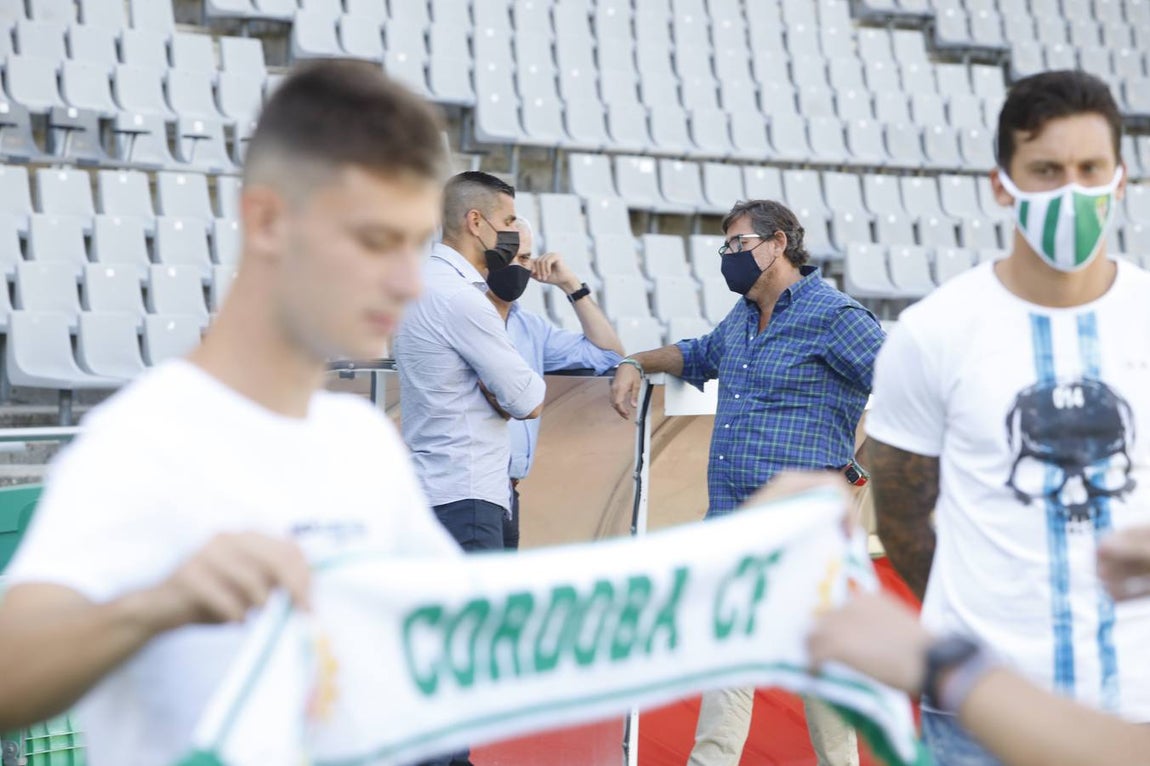 La presentación de Espeso y Farrando, y las intervenciones de Juanito y González Calvo, en imágenes