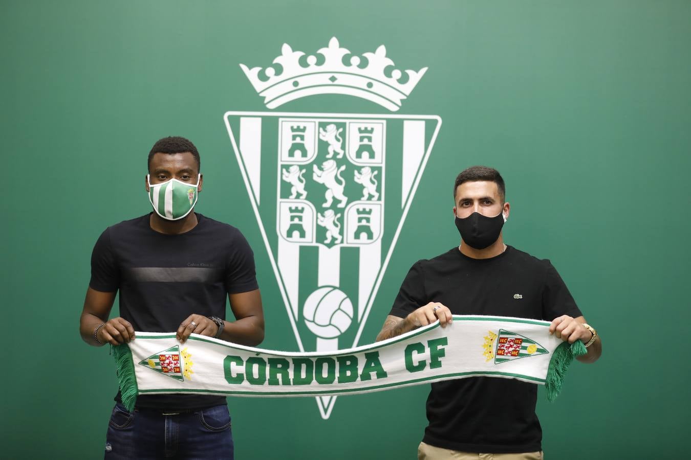 La presentación de Traoré y Álex Robles en el Córdoba CF, en imágenes