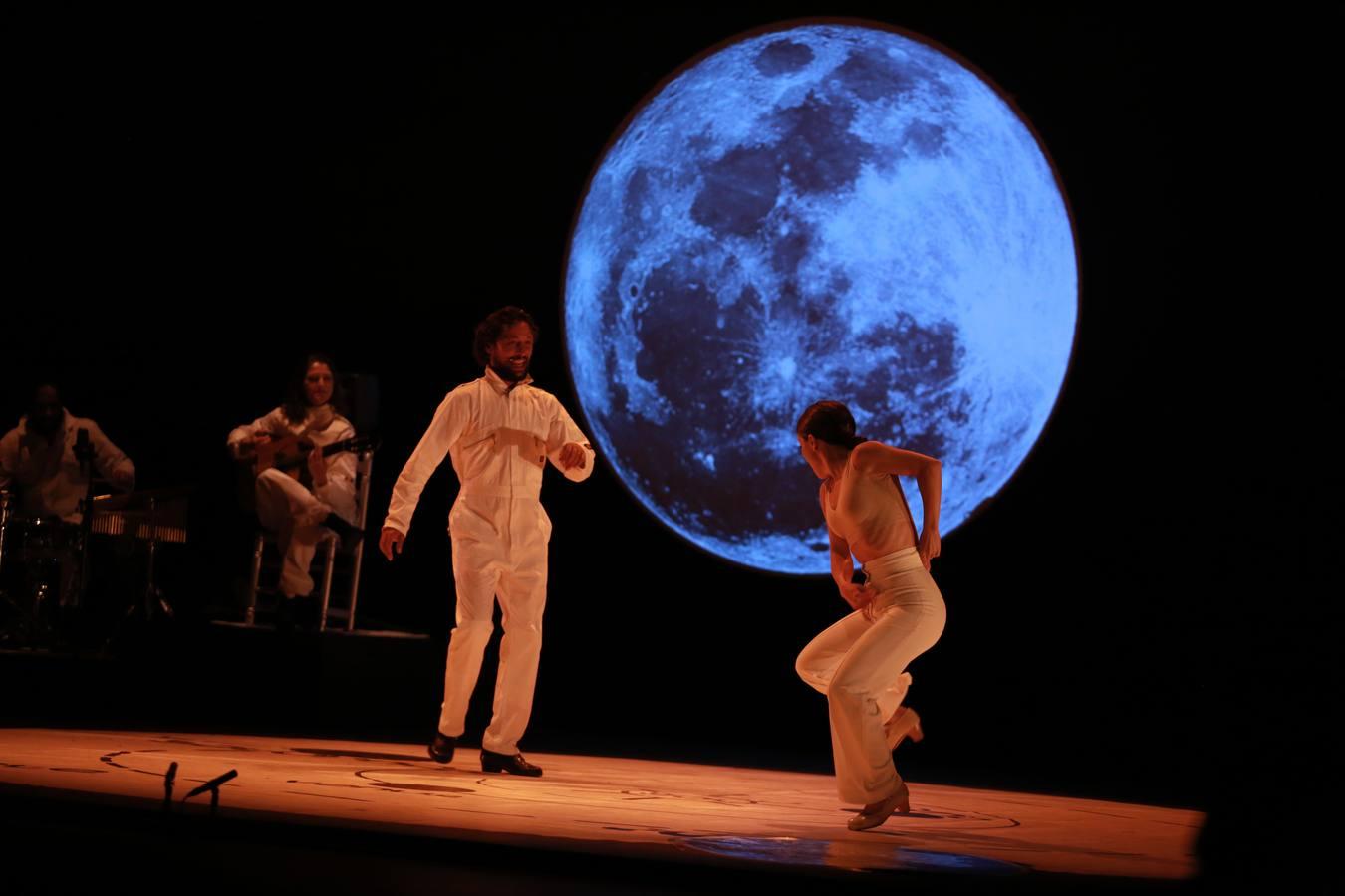 Olga Pericet baila «Un cuerpo infinito» en la Bienal de Flamenco de Sevilla