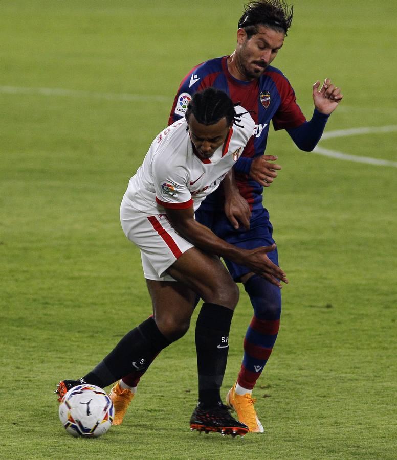 Las mejores imágenes del encuentro entre el Sevilla F.C. y el Levante U.D.