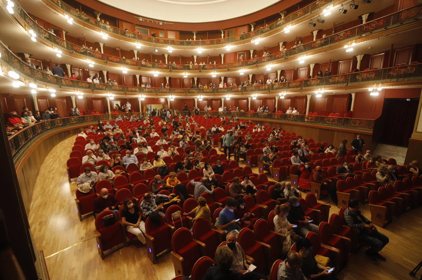 La vuelta de las funciones al Gran Teatro de Córdoba, en imágenes