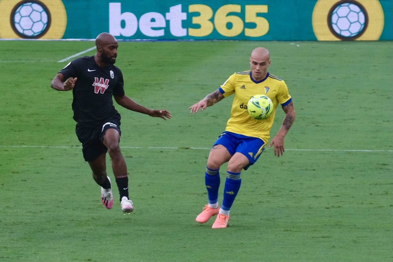 Fotos: las mejores imágenes del Cádiz CF-Granada CF (1-1)