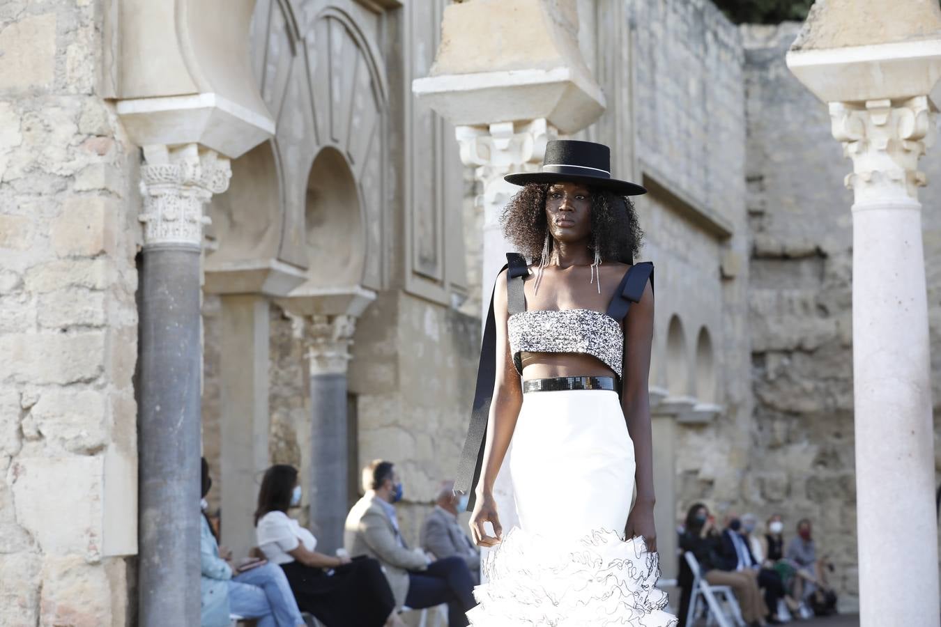 En imágenes, el inicio en Medina Azahara de la Semana de la Moda de Andalucía