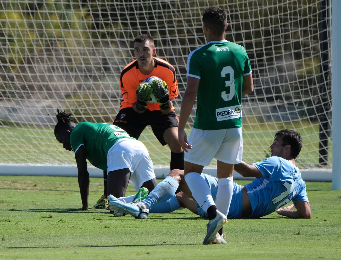 El Córdoba CF-Linense en Montecastillo, en imágenes