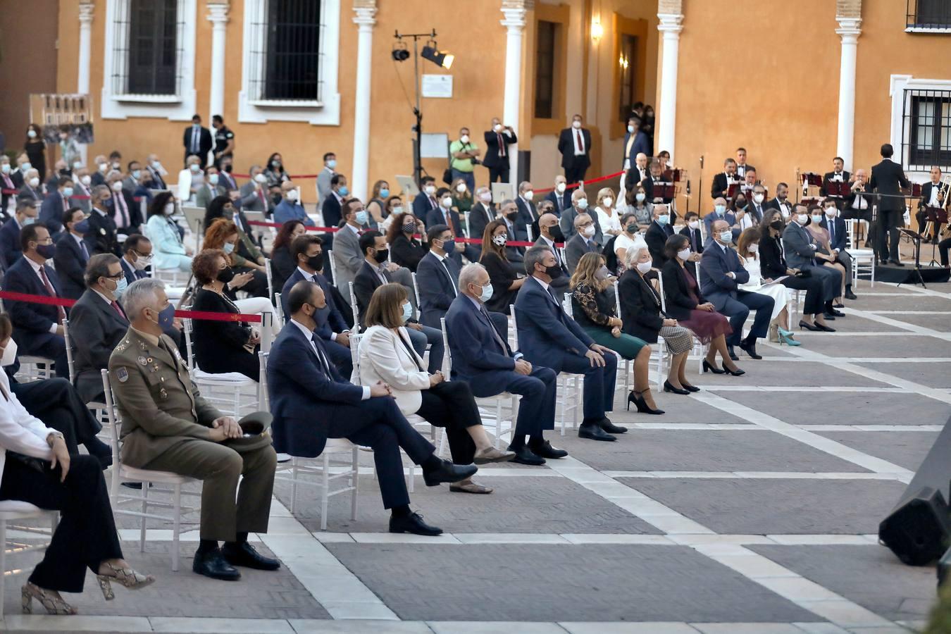 En imágenes, el homenaje póstumo al alcalde de Sevilla Manuel del Valle