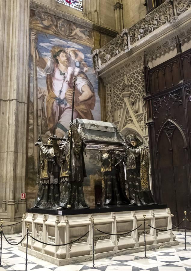 Tumba de Cristóbal Colón en la Catedral de Sevilla