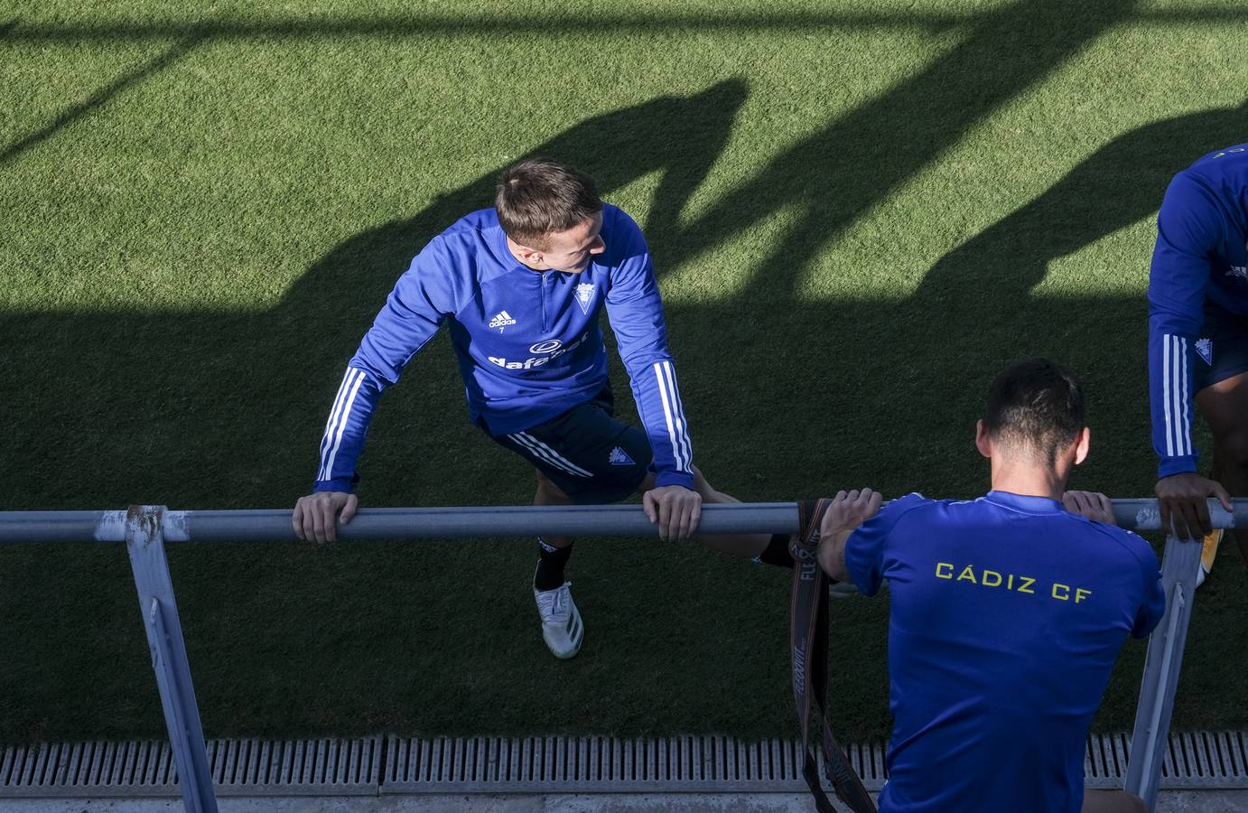 Fotos: Las nuevas caras del Cádiz CF de Primera en entrenamiento