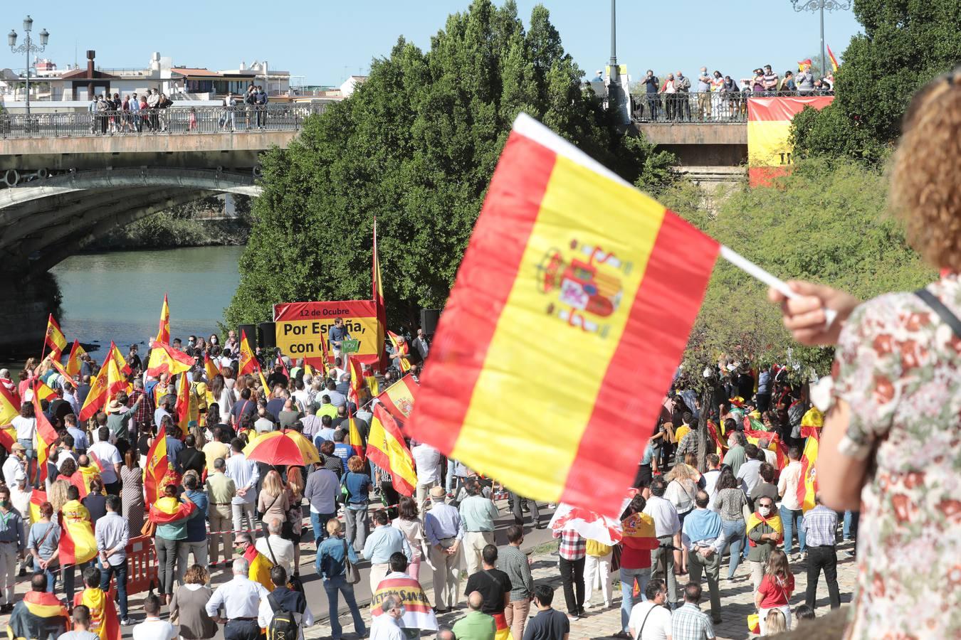 En imágenes, el acto convocado este lunes por Vox en Sevilla