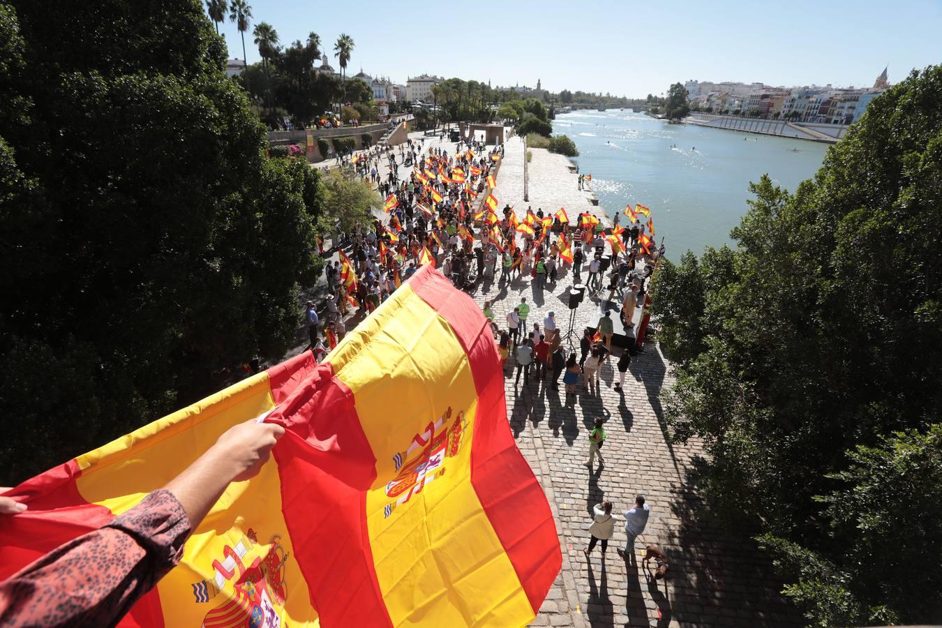 En imágenes, el acto convocado este lunes por Vox en Sevilla