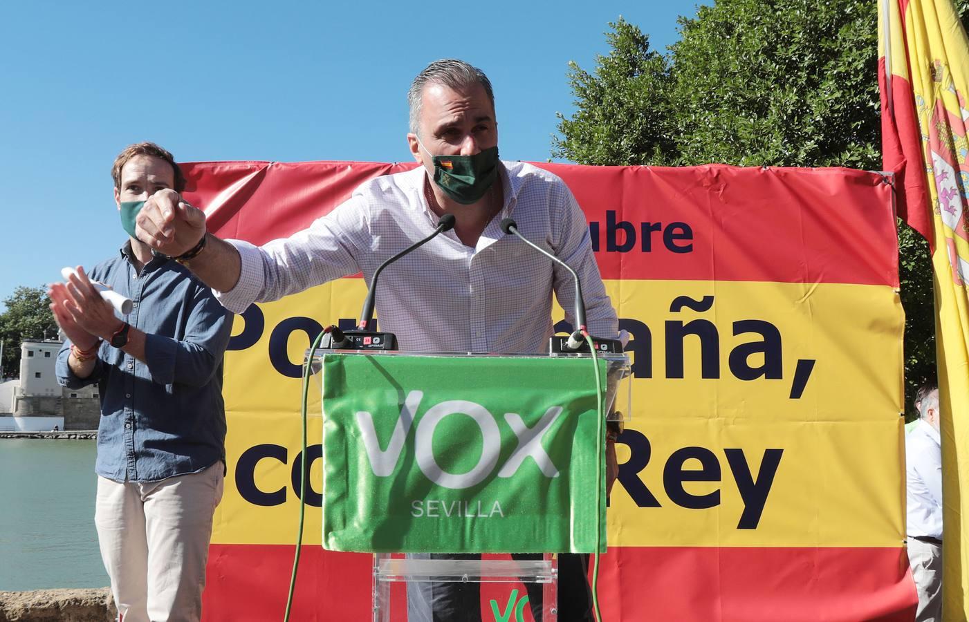 En imágenes, el acto convocado este lunes por Vox en Sevilla