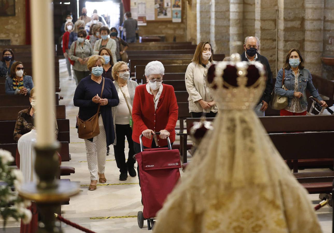 La visita a la Virgen de los Remedios de Córdoba en martes y 13, en imágenes