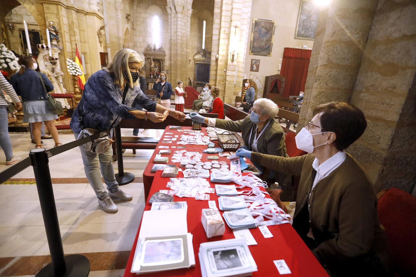 La visita a la Virgen de los Remedios de Córdoba en martes y 13, en imágenes