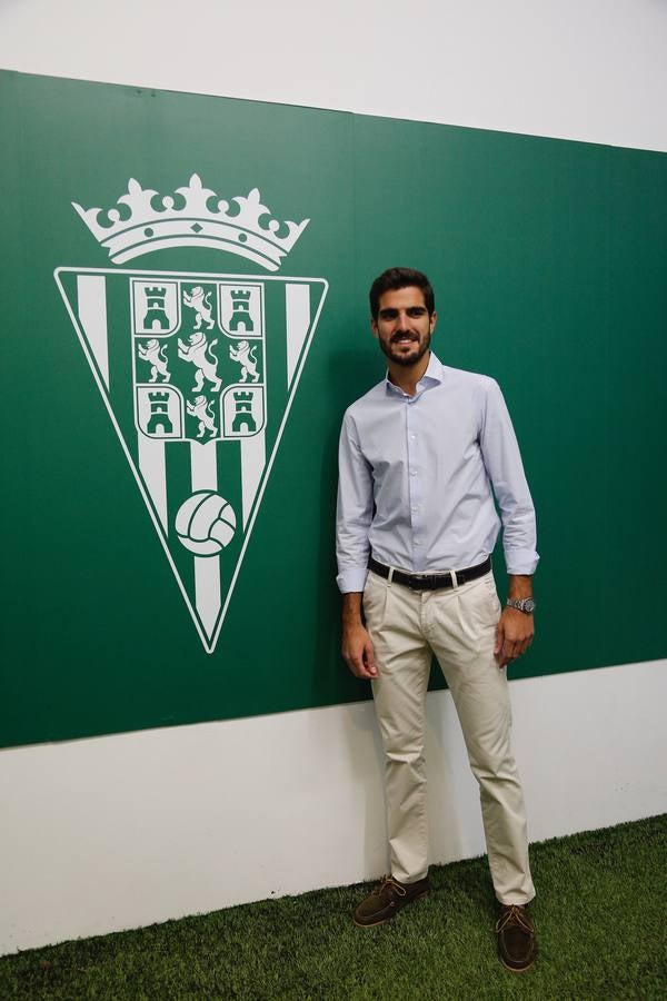 La presentación de Bernardo Cruz en el Córdoba CF, en imágenes