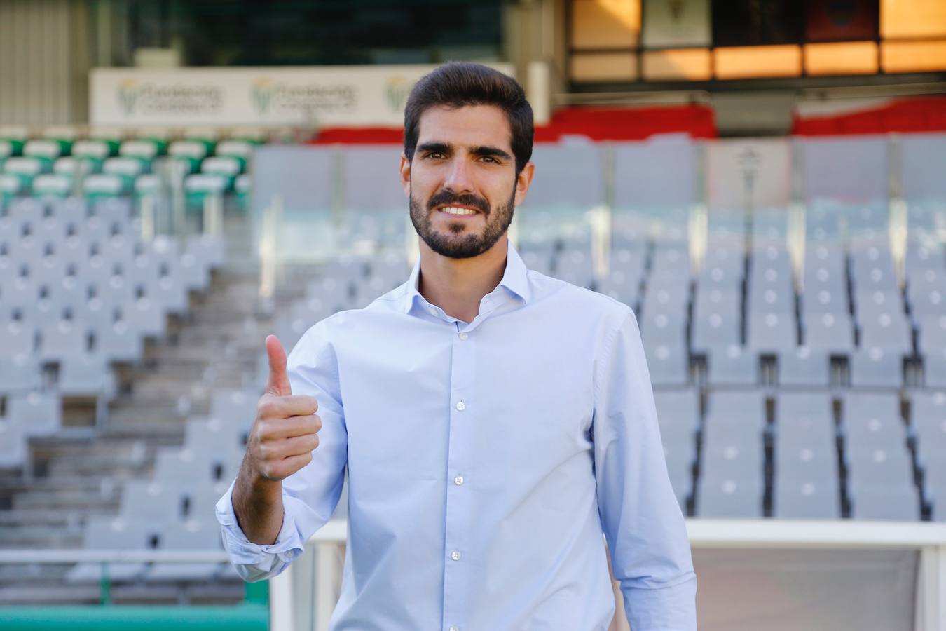 La presentación de Bernardo Cruz en el Córdoba CF, en imágenes