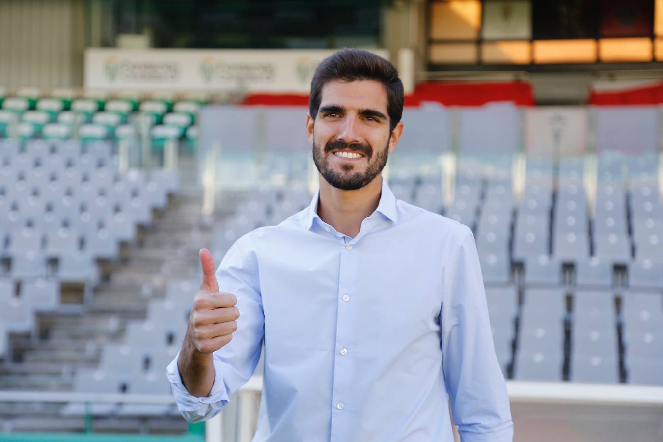 La presentación de Bernardo Cruz en el Córdoba CF, en imágenes