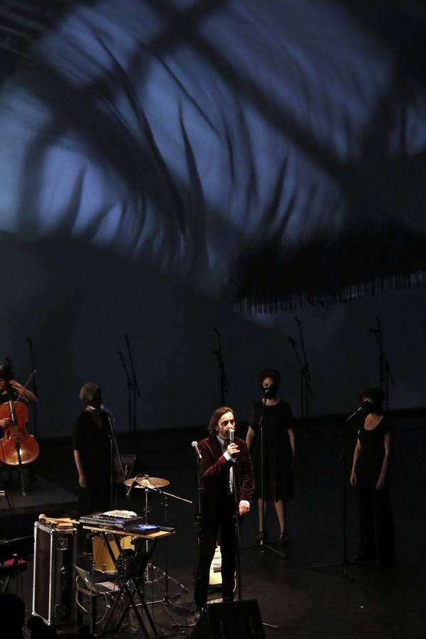 Miguel Martín, listo para abrir la temporada del Teatro Central con el estreno de «Árbol»