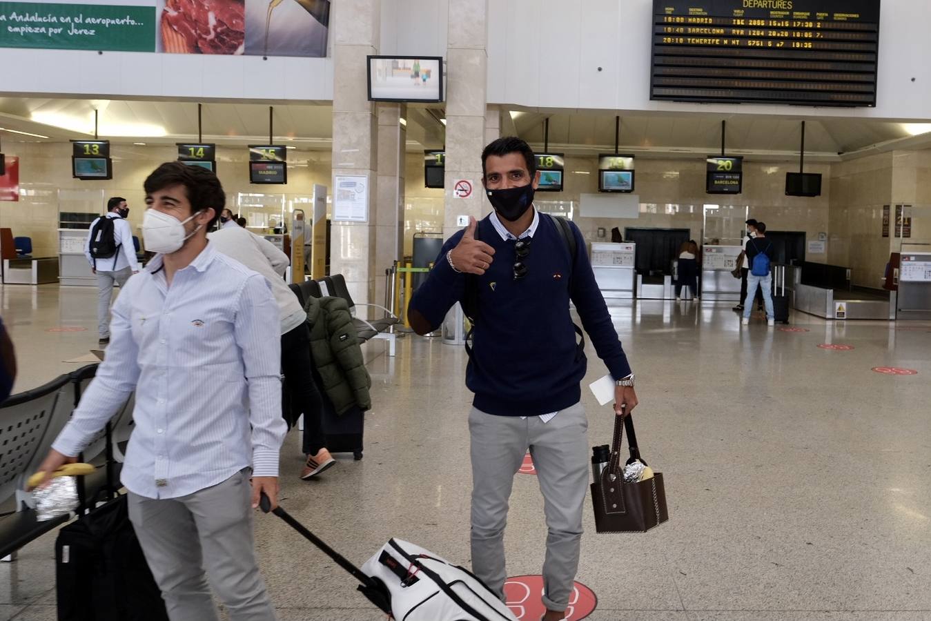 FOTOS: Así ha viajado el Cádiz CF hacia Madrid