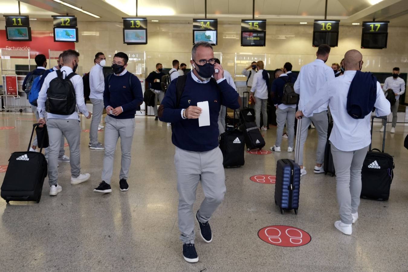 FOTOS: Así ha viajado el Cádiz CF hacia Madrid