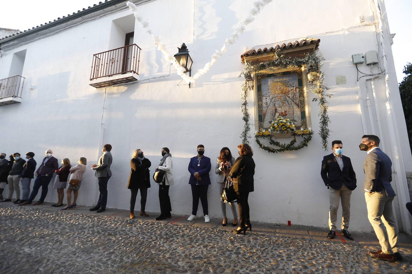 El rosario de la Virgen de la Paz y Esperanza de Córdoba, en imágenes