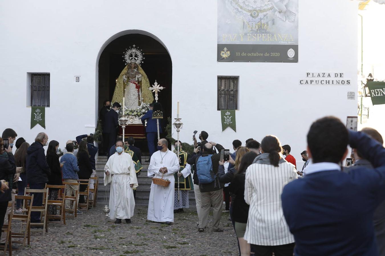 El rosario de la Virgen de la Paz y Esperanza de Córdoba, en imágenes