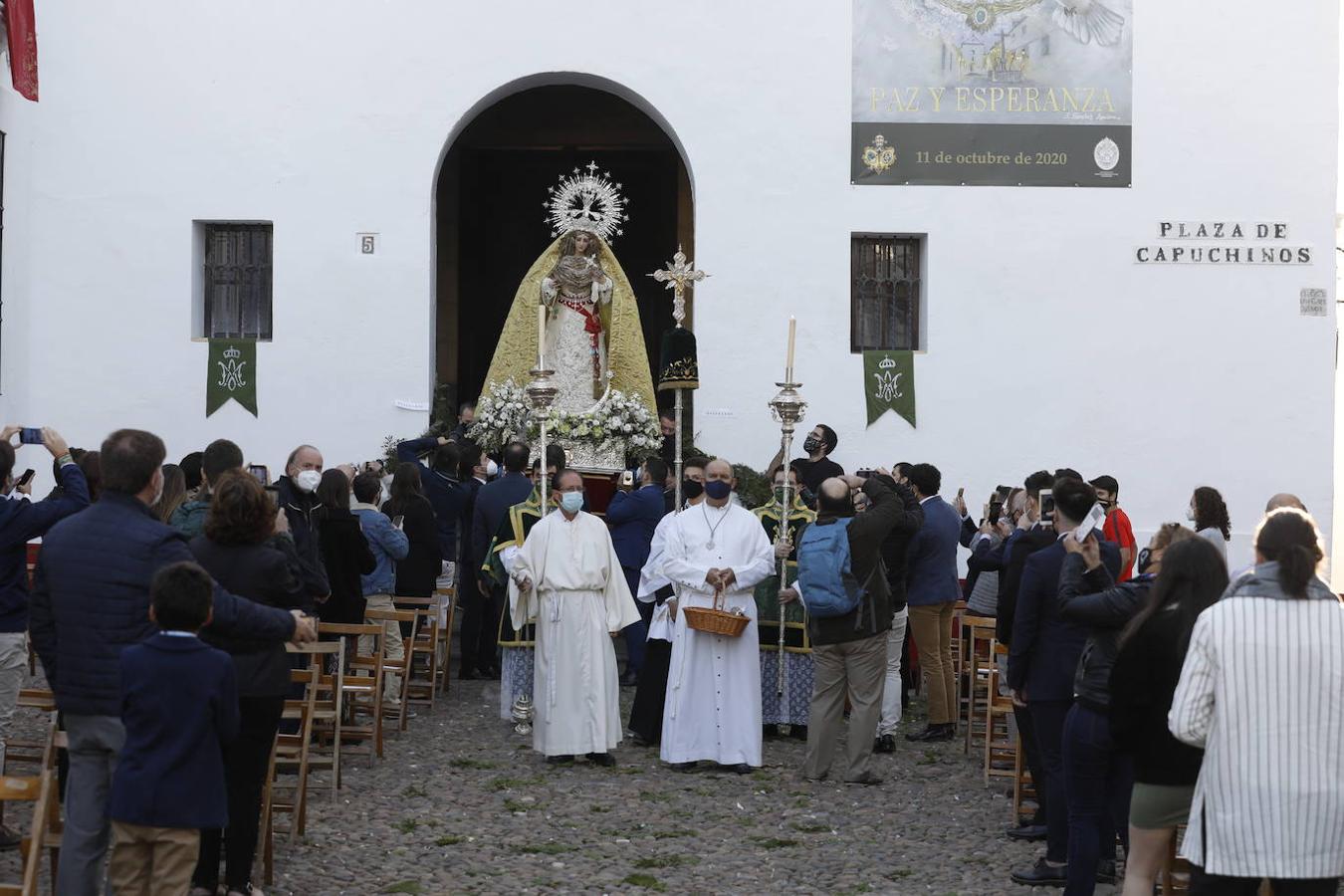 El rosario de la Virgen de la Paz y Esperanza de Córdoba, en imágenes