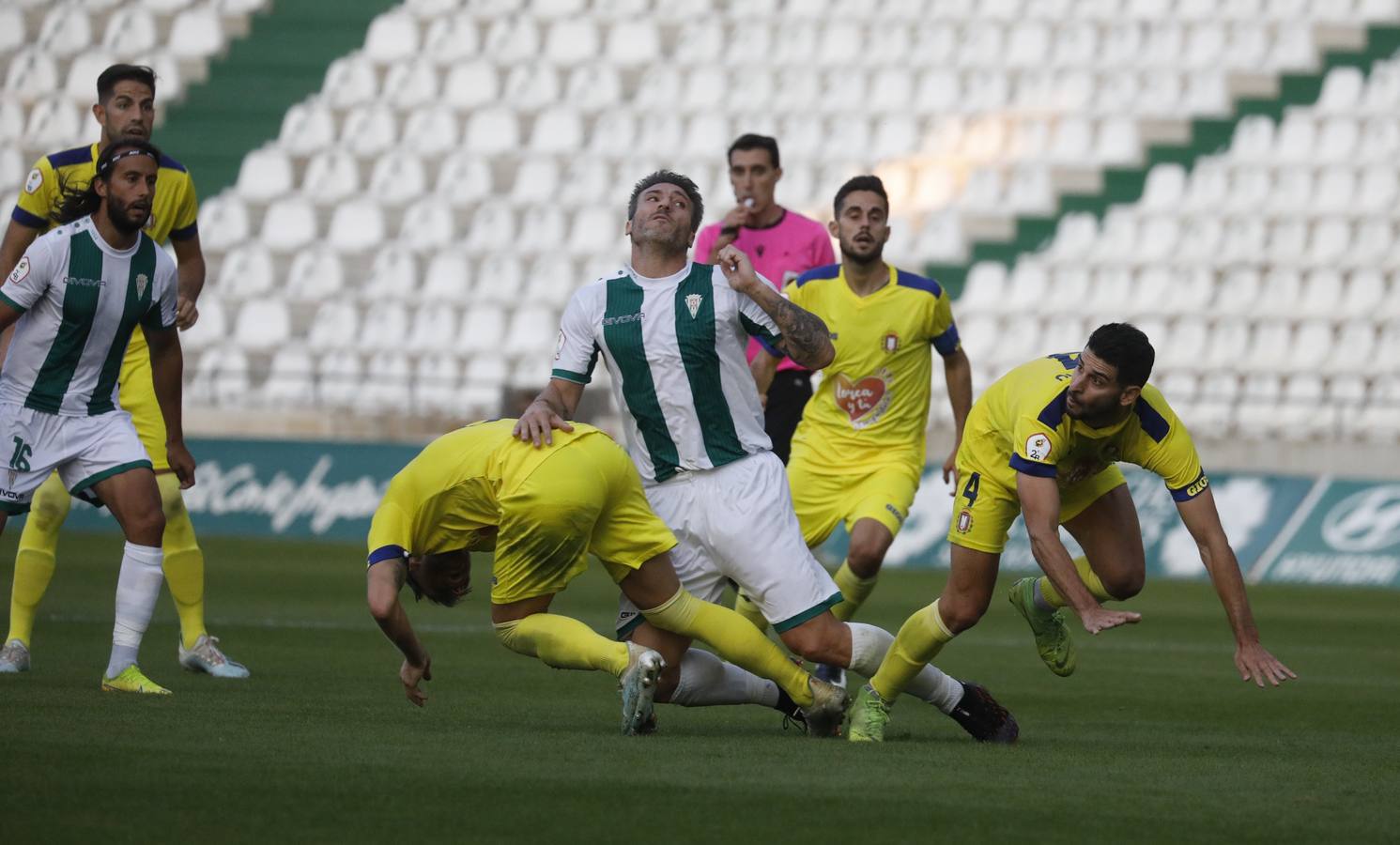 Las mejores jugadas del Córdoba CF-Lorca Deportiva, en imágenes