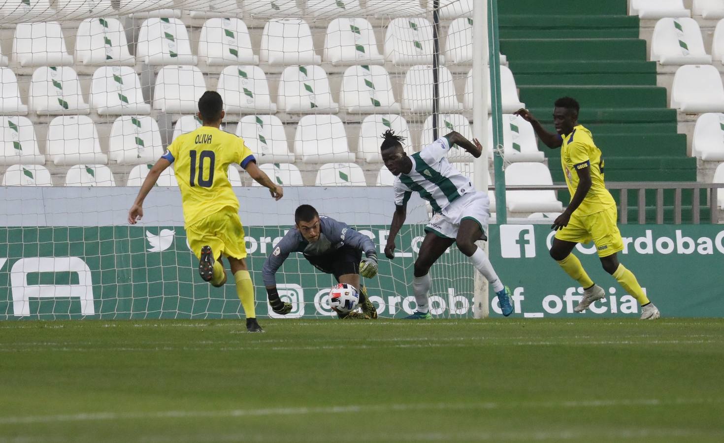 Las mejores jugadas del Córdoba CF-Lorca Deportiva, en imágenes