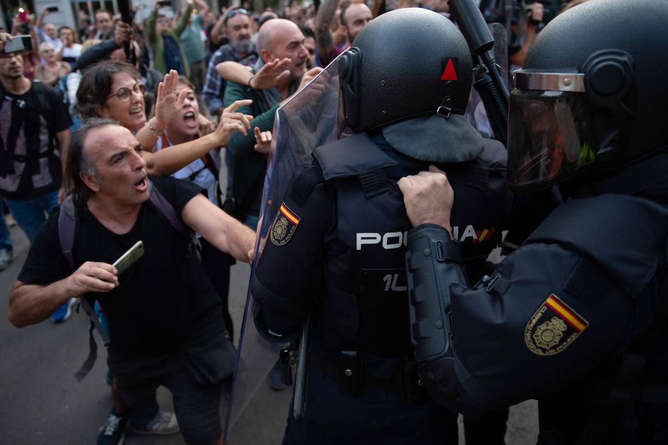 En imágenes: Así fue la «batalla de Urquinaona»