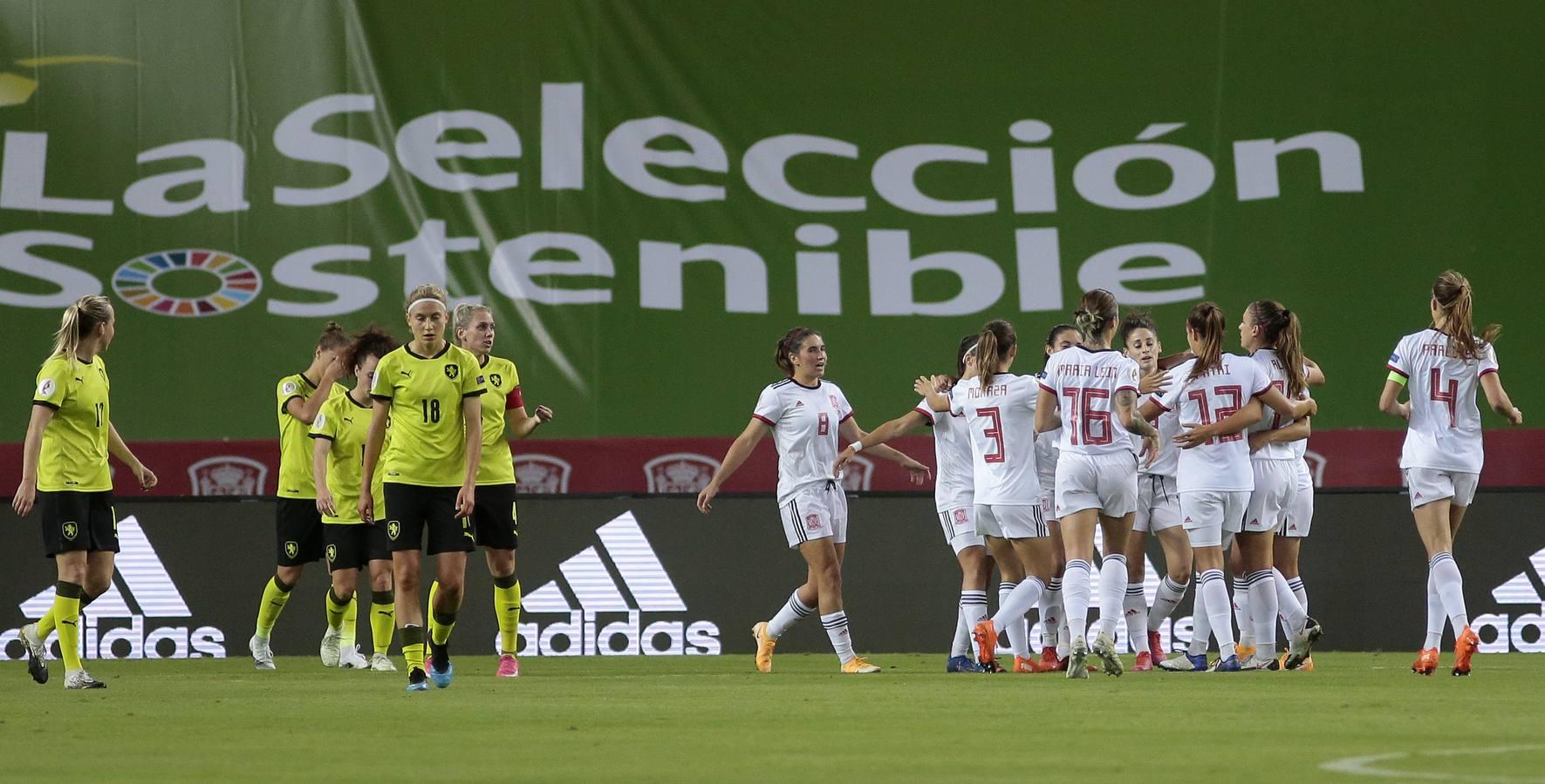 Las mejores imágenes del partido entre las selecciones femeninas de España y República Checa