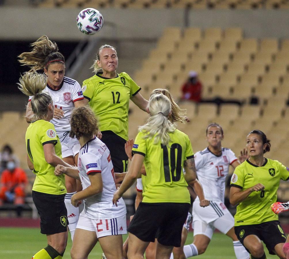 Las mejores imágenes del partido entre las selecciones femeninas de España y República Checa