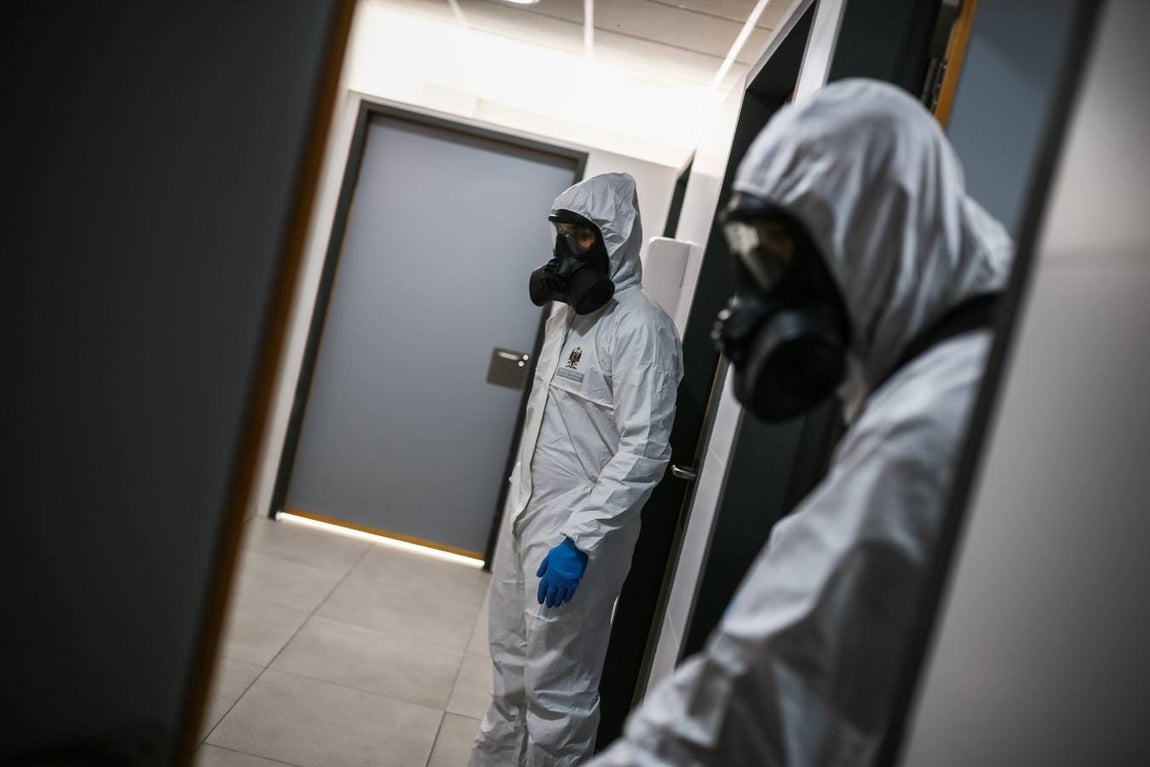 FOTOS: La Infantería de Marina colabora en lucha contra el Covid-19 en San Fernando