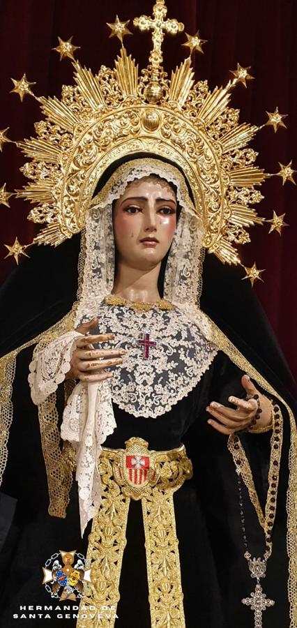 La Virgen, de luto, para el mes de noviembre