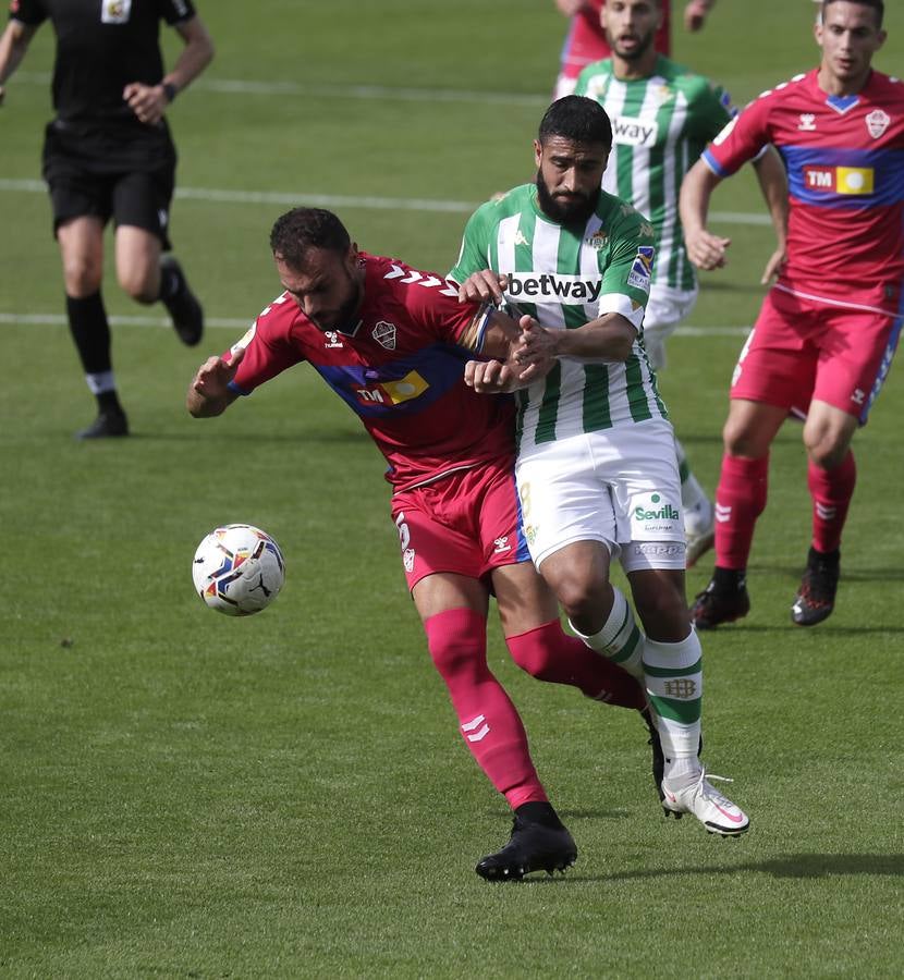 En imágenes, la victoria del Betis sobre el Elche