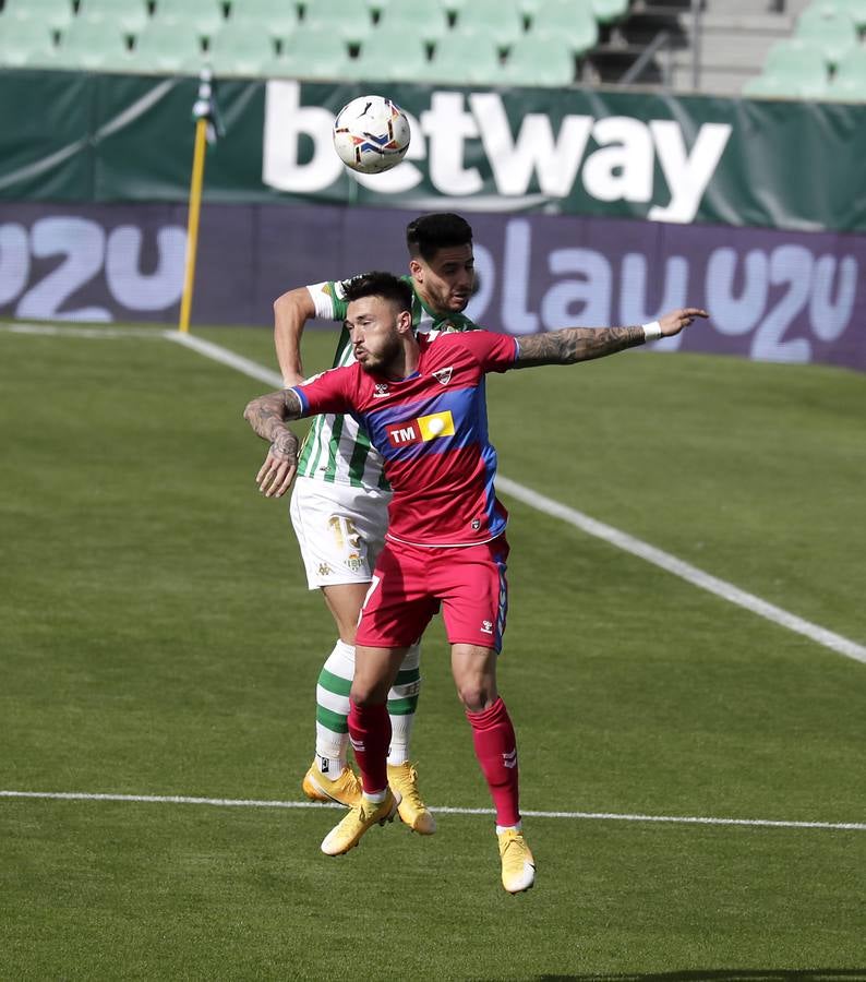 En imágenes, la victoria del Betis sobre el Elche