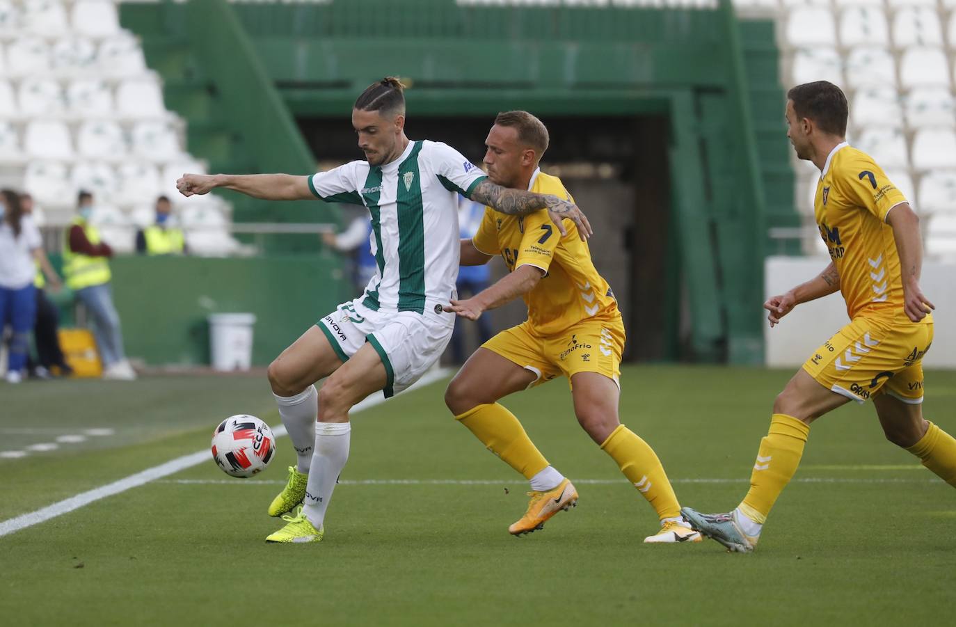 Las mejores jugadas del Córdoba-UCAM Murcia, en imágenes