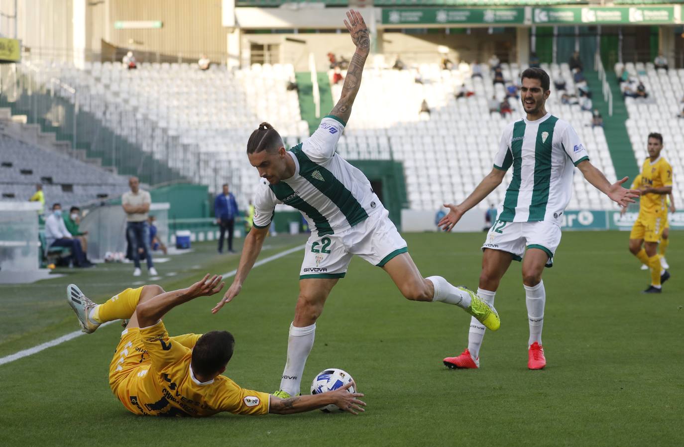 Las mejores jugadas del Córdoba-UCAM Murcia, en imágenes