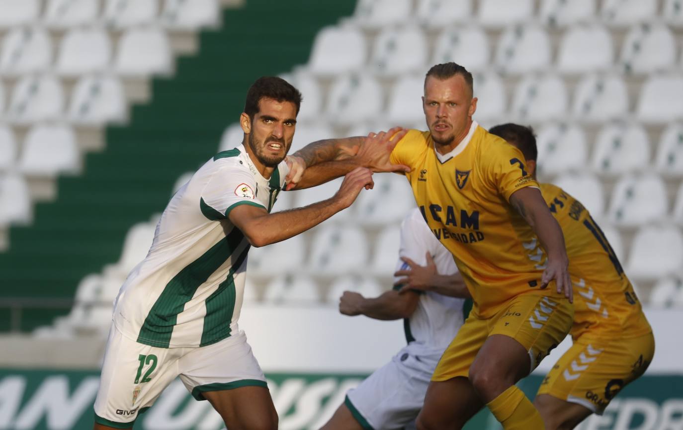 Las mejores jugadas del Córdoba-UCAM Murcia, en imágenes