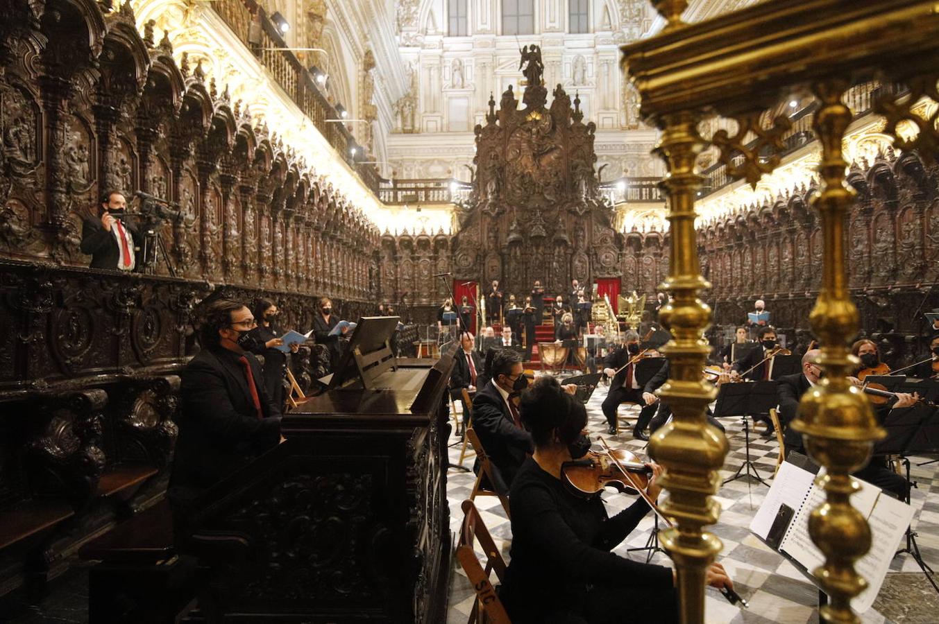 El «Requiem» de Mozart en la Catedral de Córdoba, en imágenes