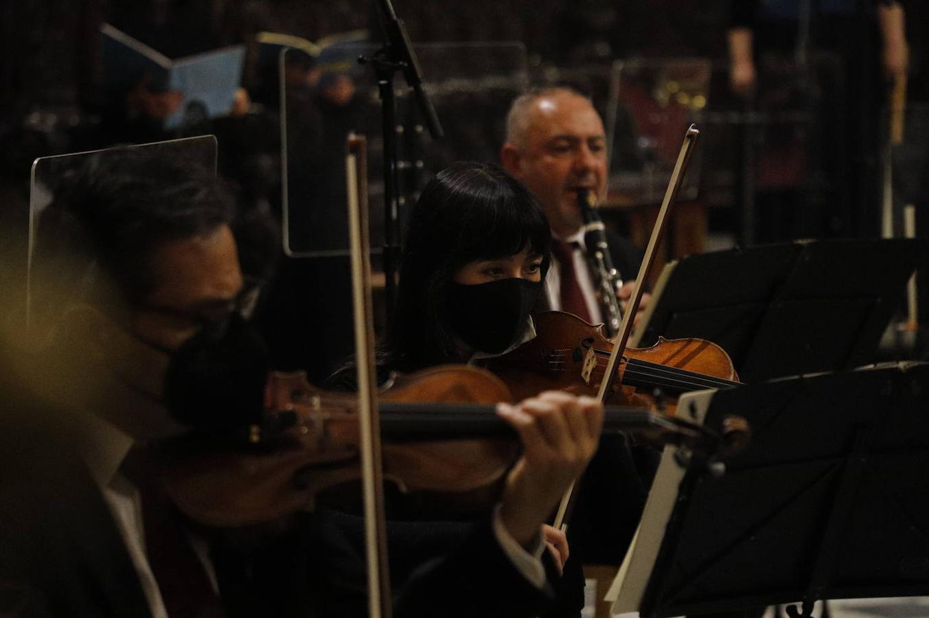 El «Requiem» de Mozart en la Catedral de Córdoba, en imágenes