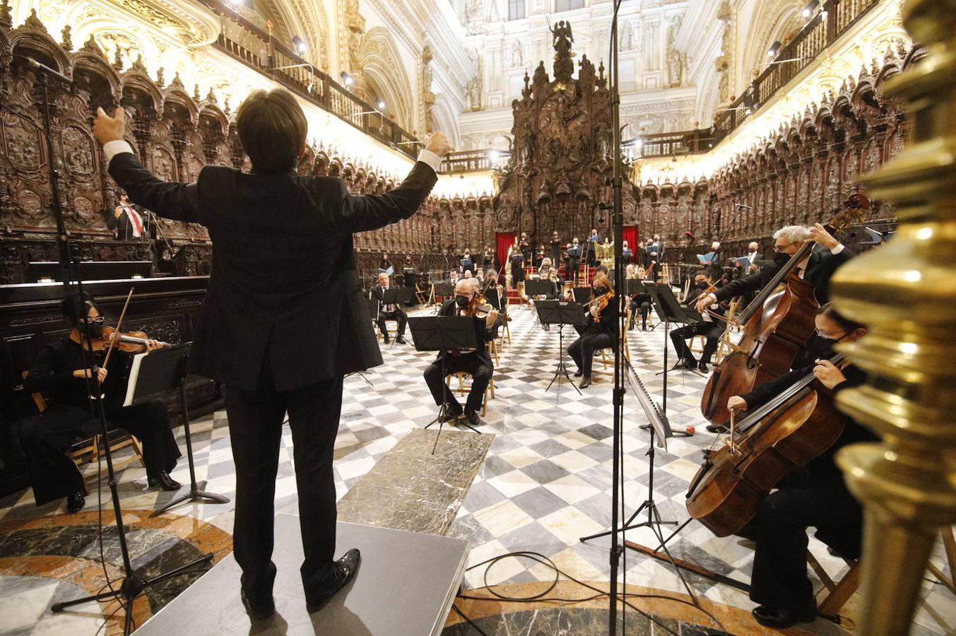 El «Requiem» de Mozart en la Catedral de Córdoba, en imágenes