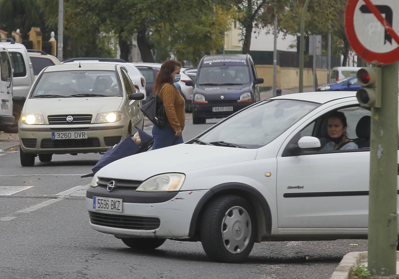 En imágenes, pueblos de Sevilla separados por una calle