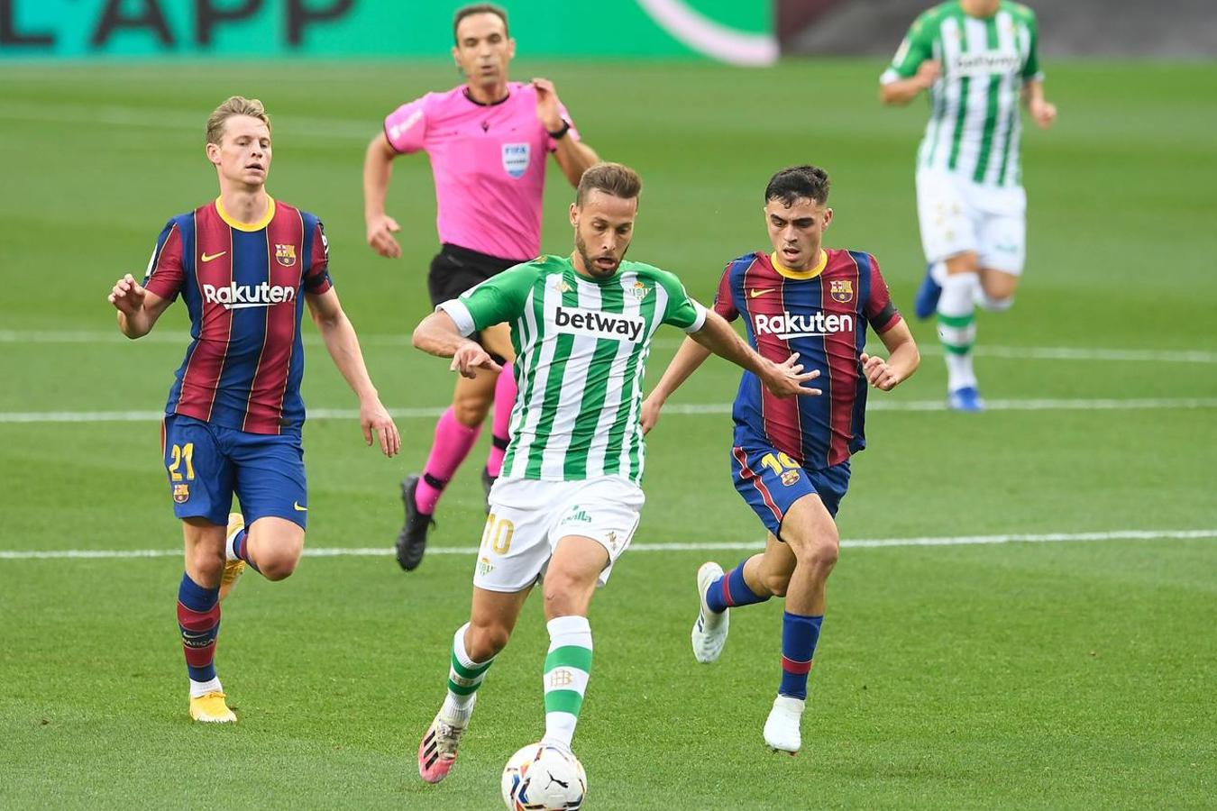 Las mejores imágenes del encuentro entre el F.C. Barcelona y el Real Betis Balompié