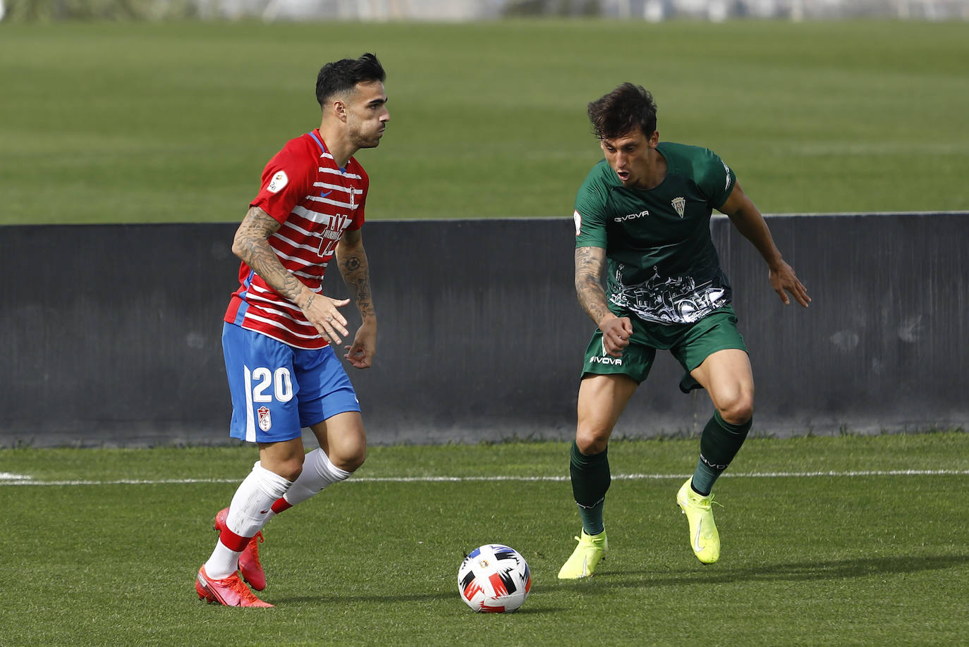 El Recreativo Granada-Córdoba CF, en imágenes