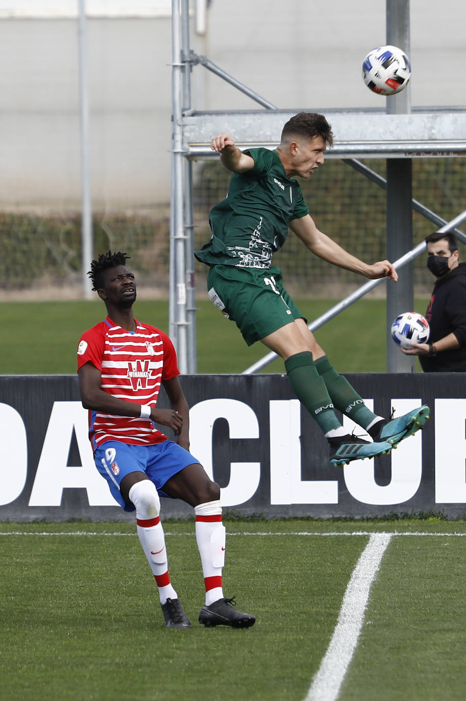 El Recreativo Granada-Córdoba CF, en imágenes