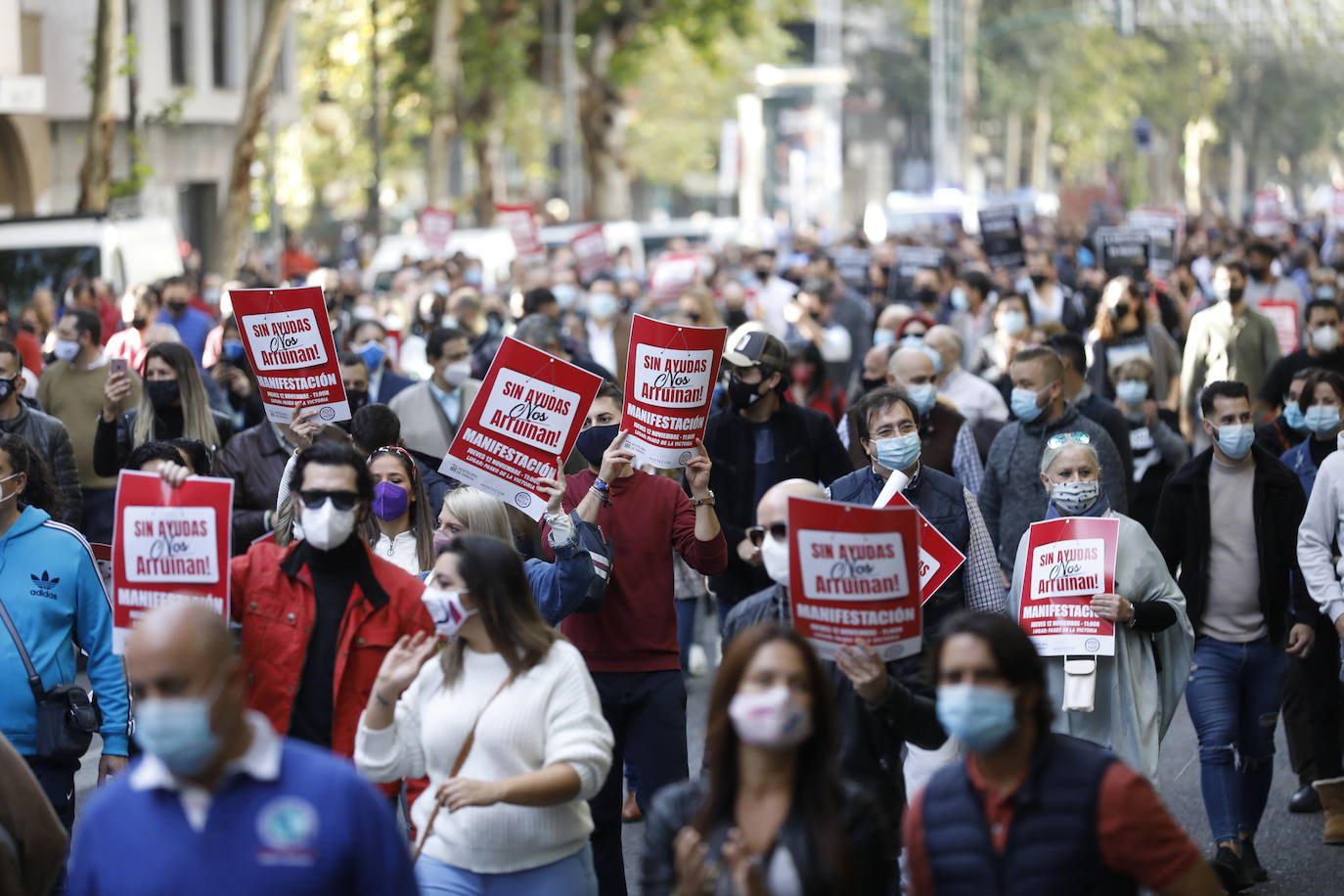 La protesta de la hostelería de Córdoba, en imágenes