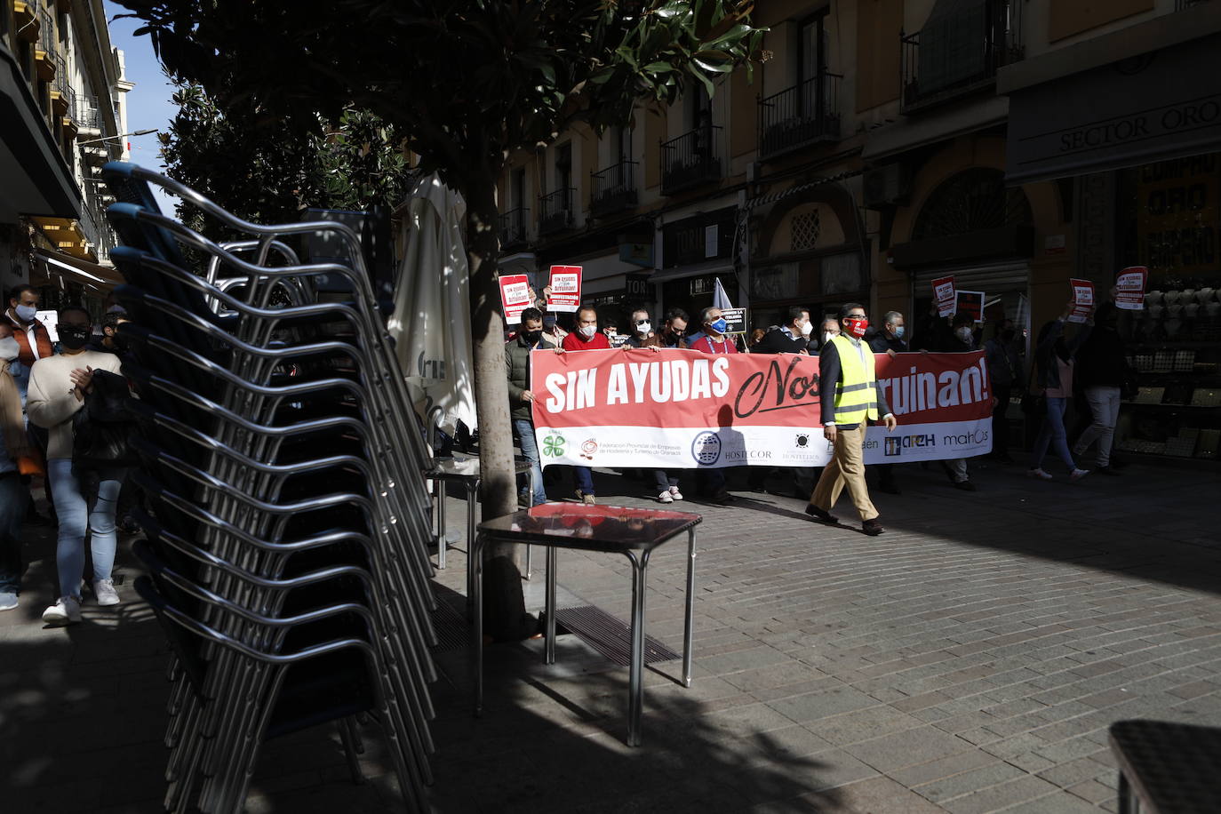 La protesta de la hostelería de Córdoba, en imágenes