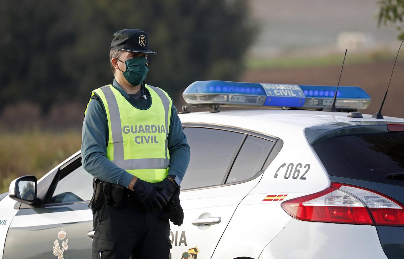 Los controles policiales en Córdoba por el confinamiento, en imágenes