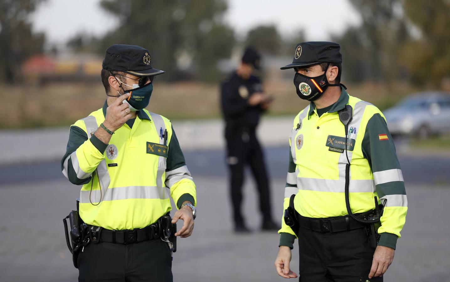 Los controles policiales en Córdoba por el confinamiento, en imágenes