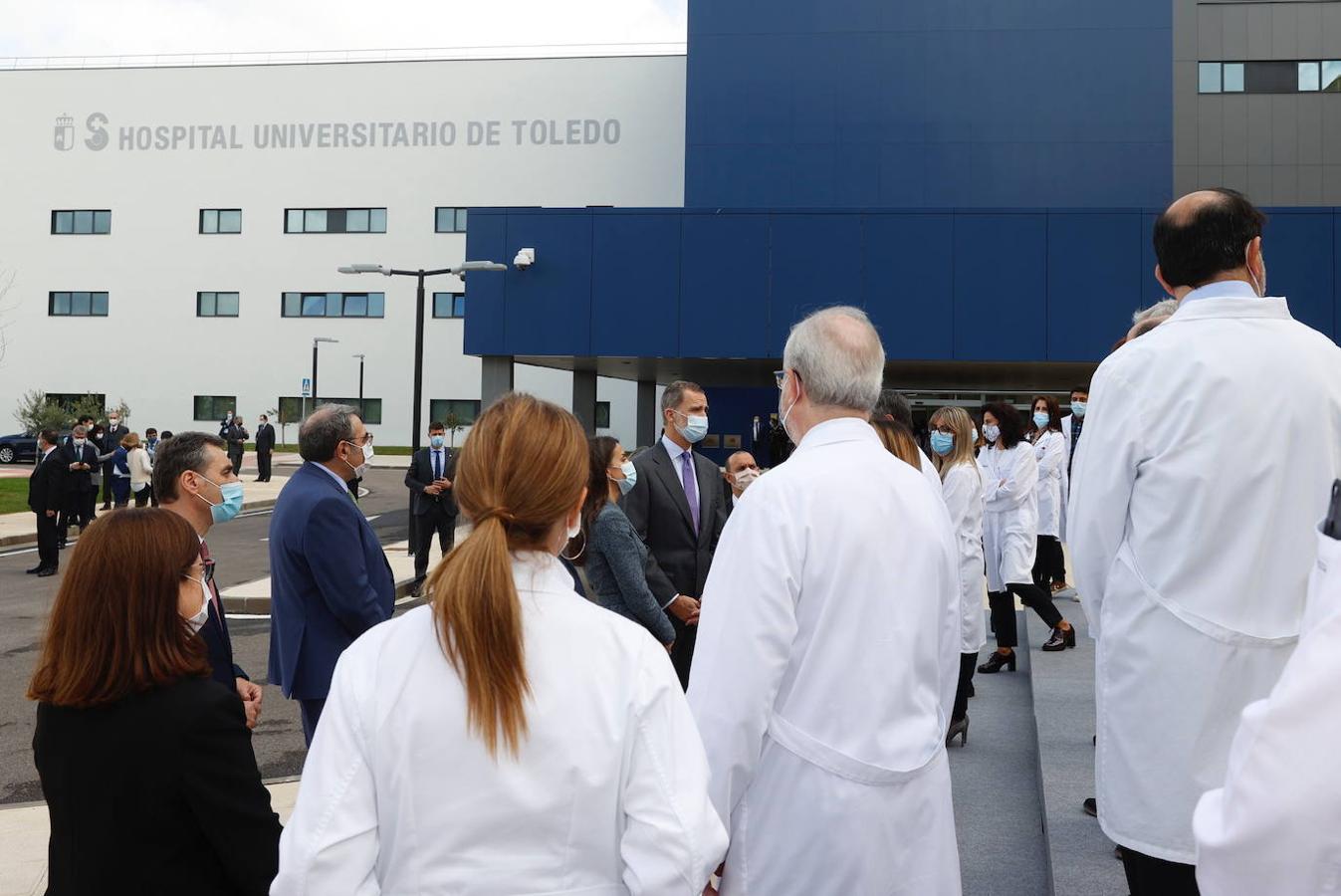 La visita de los Reyes de España al nuevo hospital de Toledo, en imágenes