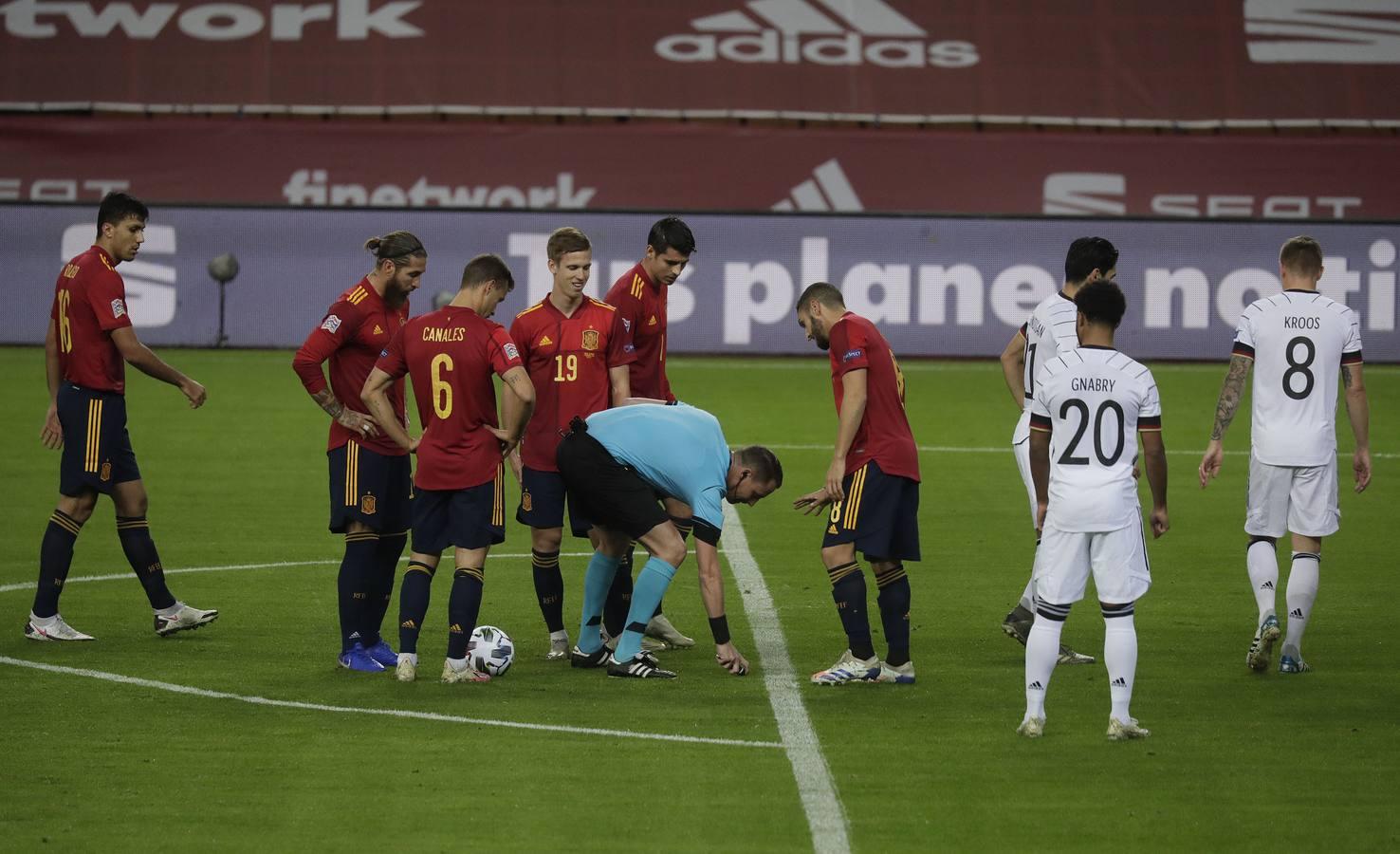 En imágenes, la goleada histórica (6-0) de España a Alemania en Sevilla